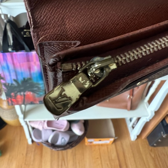 LV monogram wallet 5 1/2 x 3 1/2- CA0322 - Picture 14 of 17